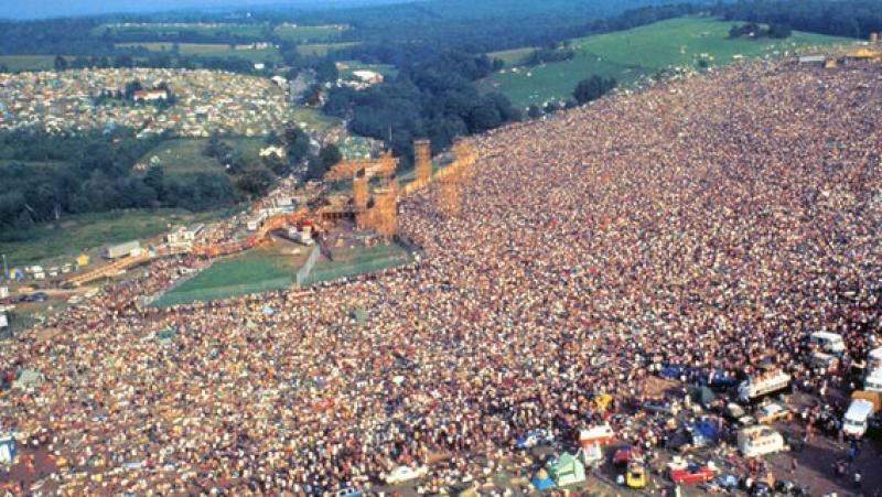Woodstock – Drei Tage, die eine Generation prägten (jederzeit online)